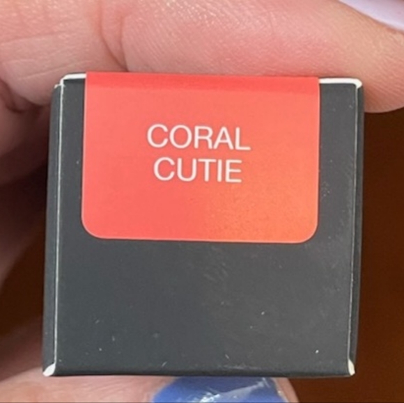 Huda Beauty Cheeky Tint Blush Stick CORAL CUTIE/bright orange-pink. - Picture 2 of 4